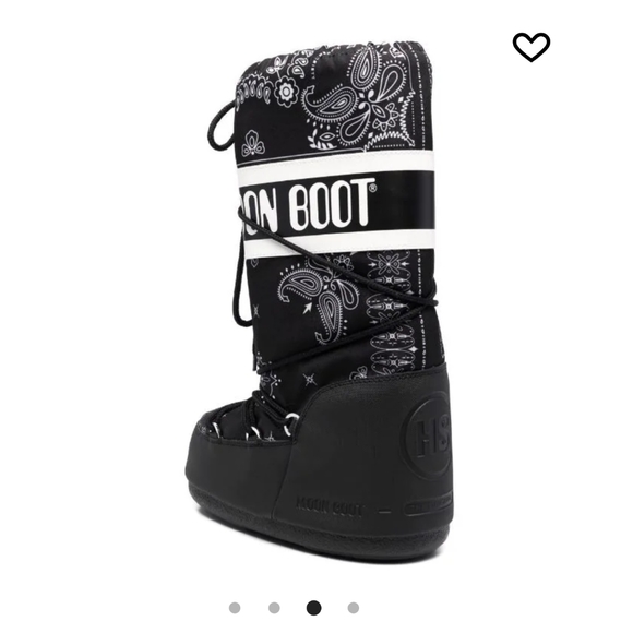 MoonBoot X Highsnobiety Icon BLACK Bandana Size 10 Mens DeadStock - Picture 2 of 5